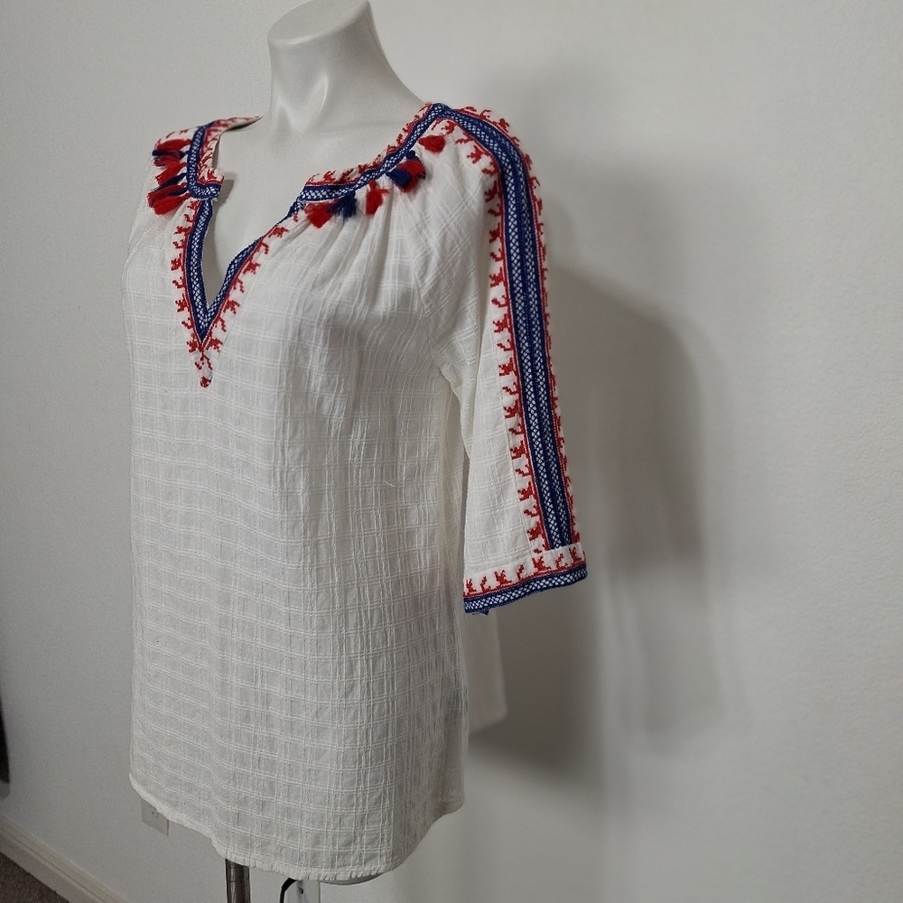 South Main White Embroidered 3/4 Sleeve V-Neck Bohemian Coastal Tunic Top Size S - Picture 4 of 15